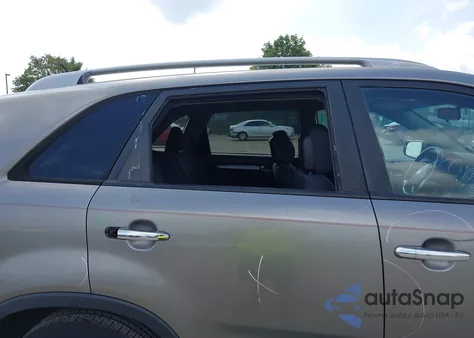 2012 Kia Sorento Lx V6 из США, поврежденный, VIN 5XYKT3A26CG261696